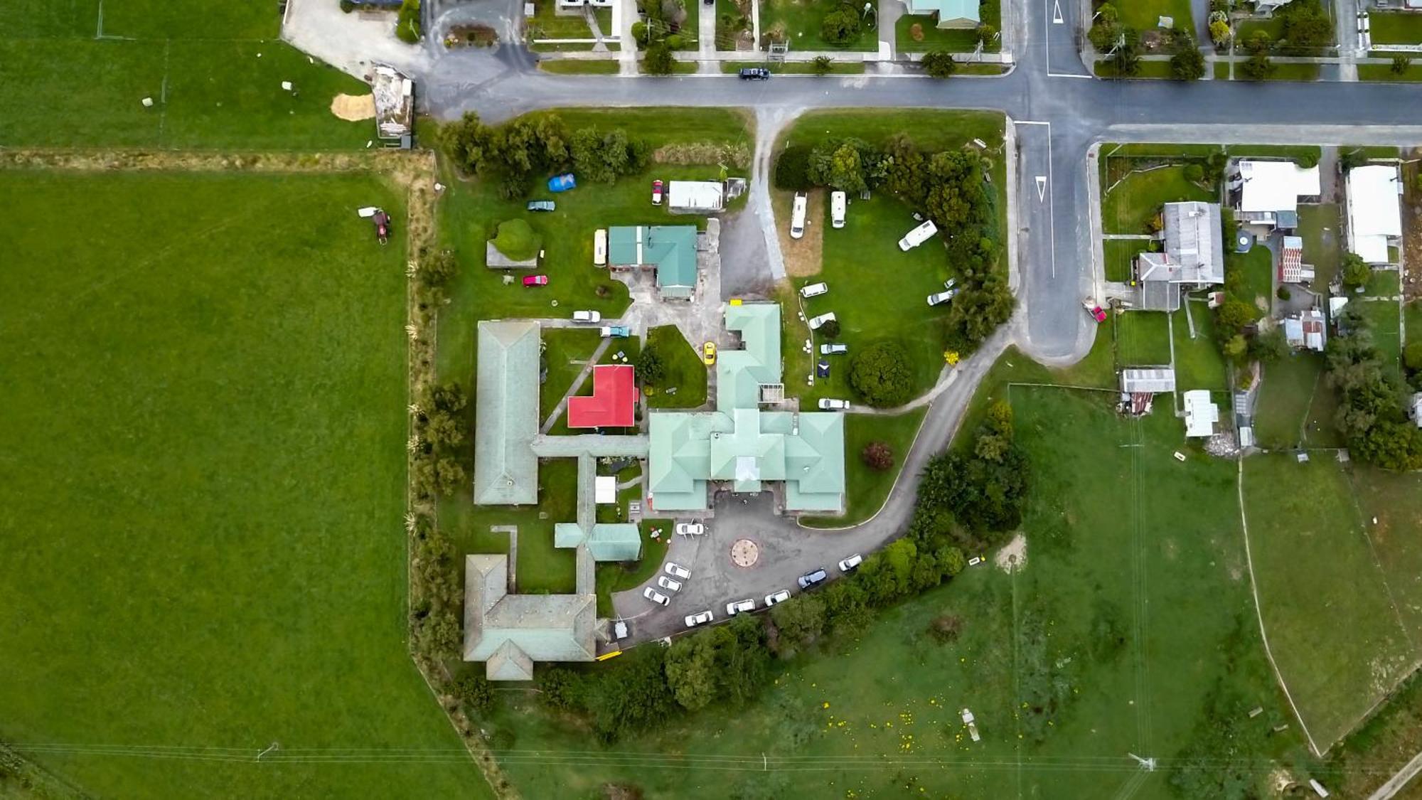 Thomas'S Catlins Lodge And Camp Ground Owaka Exterior foto